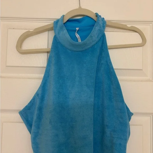 NWT Fabletics Terry Mock Neck Tank Top - Picture 1 of 6
